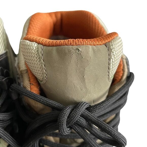 MERRELL Women’s Lace Up Hiking Ankle Boot
Green Black 9 - Picture 7 of 10